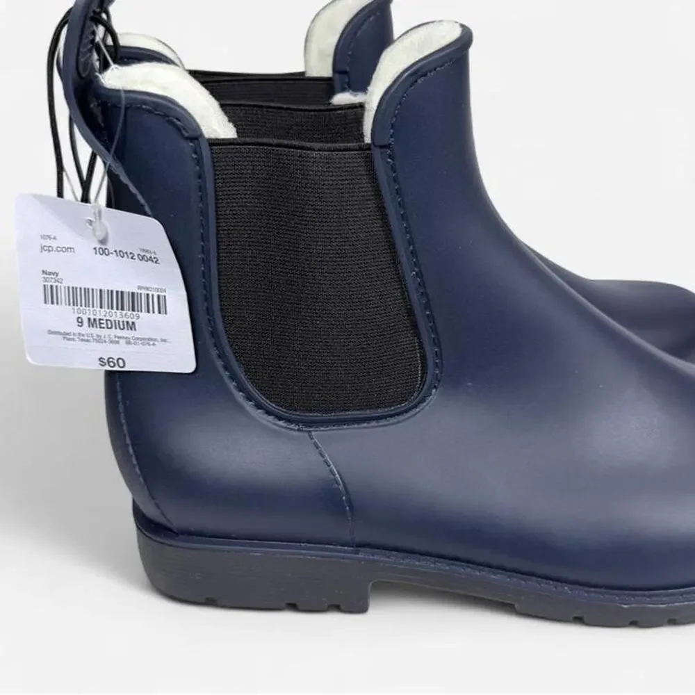 NWT Chelsea Rain Boots Women’s 9 Navy Blue Fleece Lined Ankle Booties